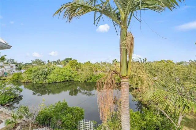 $1,395,000 | 1015 Bayshore Drive, Terra Ceia, FL 34250
