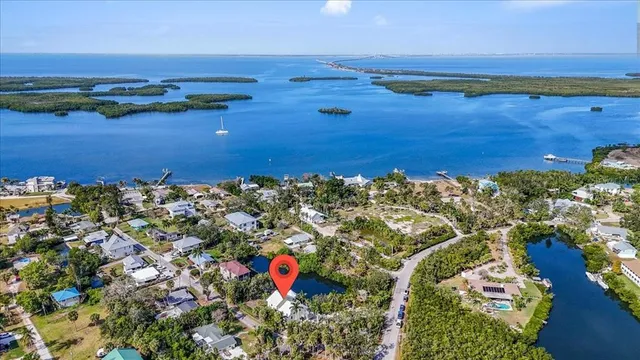$1,395,000 | 1015 Bayshore Drive, Terra Ceia, FL 34250