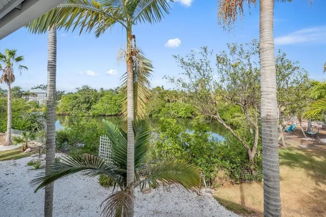 $1,395,000 | 1015 Bayshore Drive, Terra Ceia, FL 34250