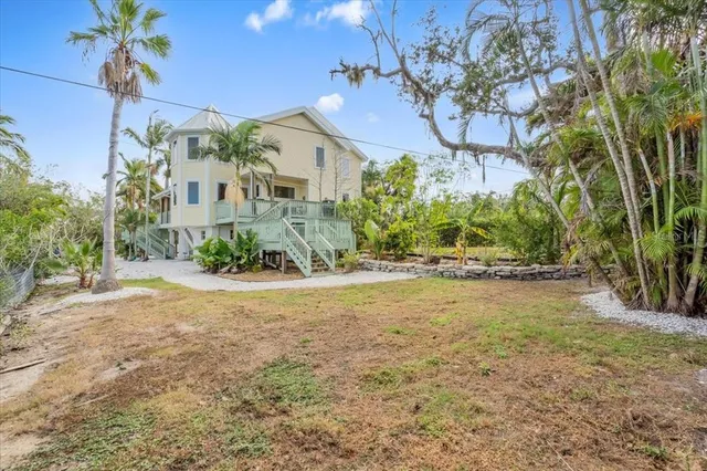 $1,395,000 | 1015 Bayshore Drive, Terra Ceia, FL 34250