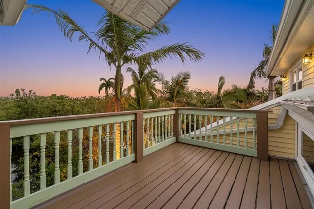 $1,395,000 | 1015 Bayshore Drive, Terra Ceia, FL 34250