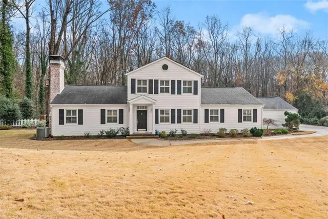 $779,900 | 669 Dixon Drive, Gainesville, GA 30501
