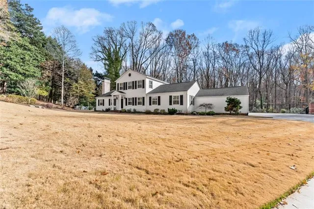 $779,900 | 669 Dixon Drive, Gainesville, GA 30501