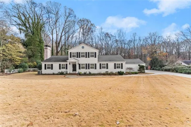 $779,900 | 669 Dixon Drive, Gainesville, GA 30501