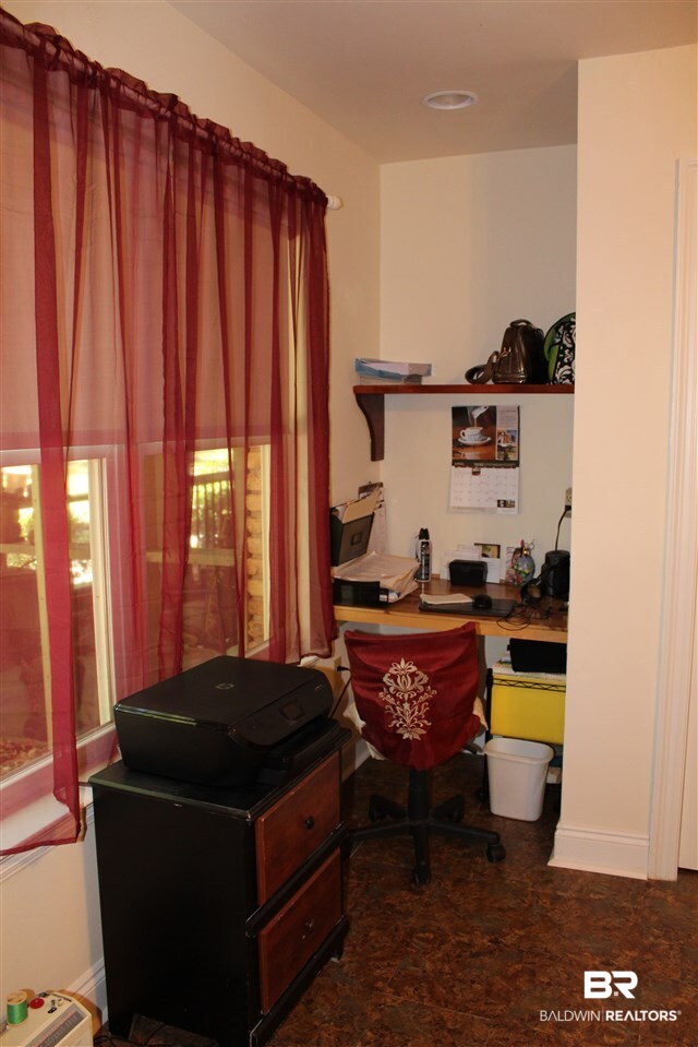 22691 Pineview Lane Foley, AL 36535 - Photo 10 of 26 Guest BR Writing Nook