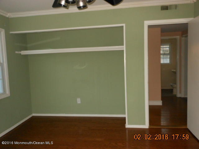 703 Lloyd Road Aberdeen, NJ 07747 - Photo 13 of 18 DSCN8772