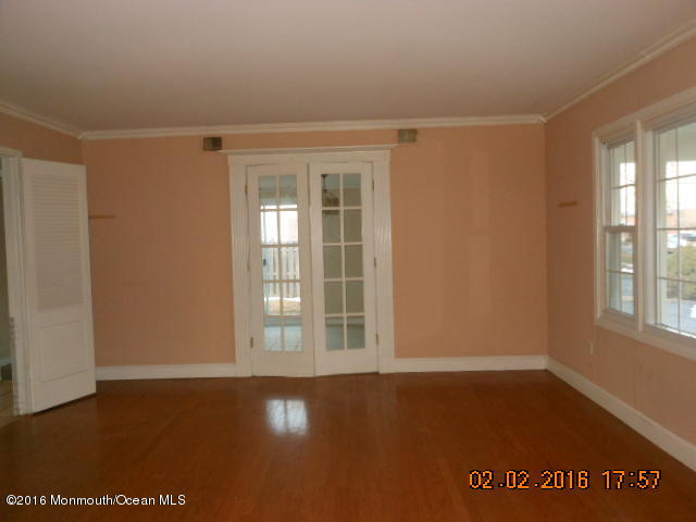 703 Lloyd Road Aberdeen, NJ 07747 - Photo 3 of 18 DSCN8760