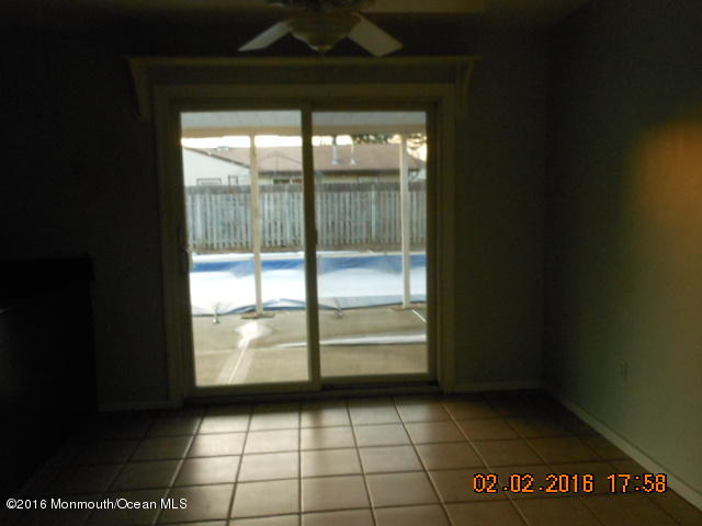 703 Lloyd Road Aberdeen, NJ 07747 - Photo 8 of 18 DSCN8766