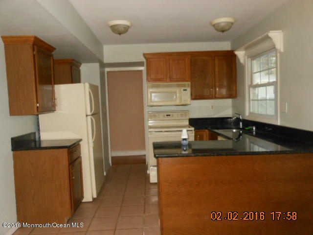 703 Lloyd Road Aberdeen, NJ 07747 - Photo 9 of 18 DSCN8767