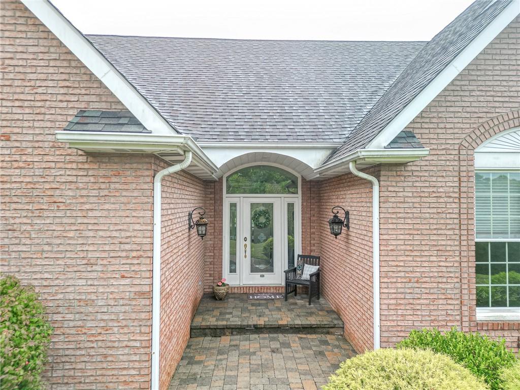 840 Old Millcreek Road Hookstown, PA 15050 - Photo 2 of 33 a front view of a house