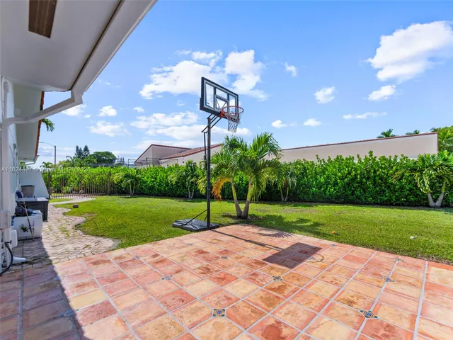 $1,750,000 | 1851 Southwest 126th Court, Miami, FL 33175