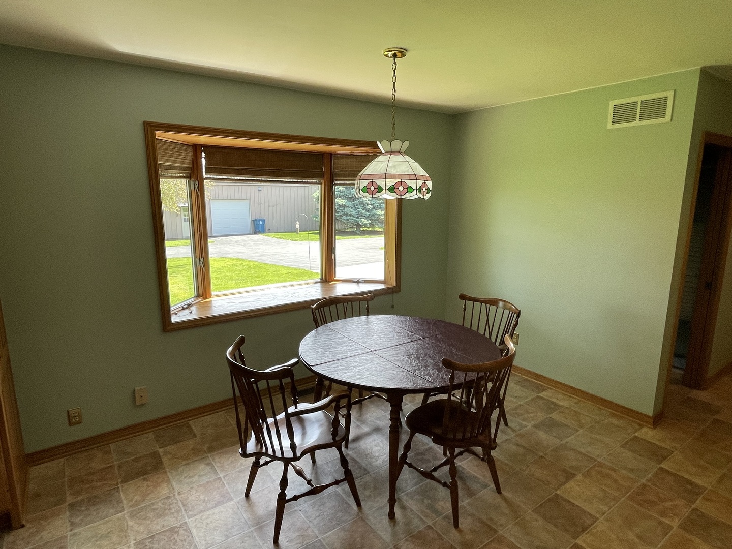 1685 West Mine Road Mazon, IL 60444 - Photo 31 of 48 a dining room with furniture and window