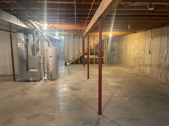 1685 West Mine Road Mazon, IL 60444 - Photo 47 of 48 a view of empty room with wooden floor