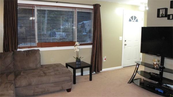 196 West Meadow Road Lowell, MA 01854 - Photo 4 of 14 Gallery Image 4