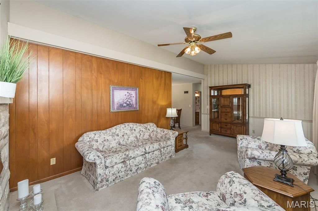 737 Smith Drive Ballwin, MO 63011 - Photo 6 of 31