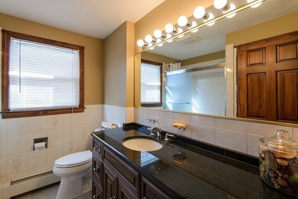 10 Warren Road Tewksbury, MA 01876 - Photo 11 of 21 Gallery Image 11