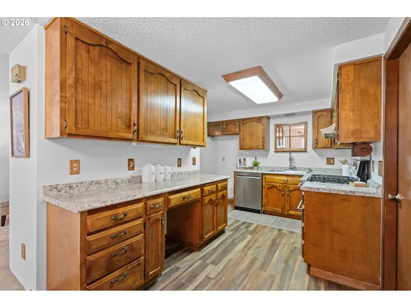 $379,000 | 4214 Southwest Vista Avenue, Pendleton, OR 97801