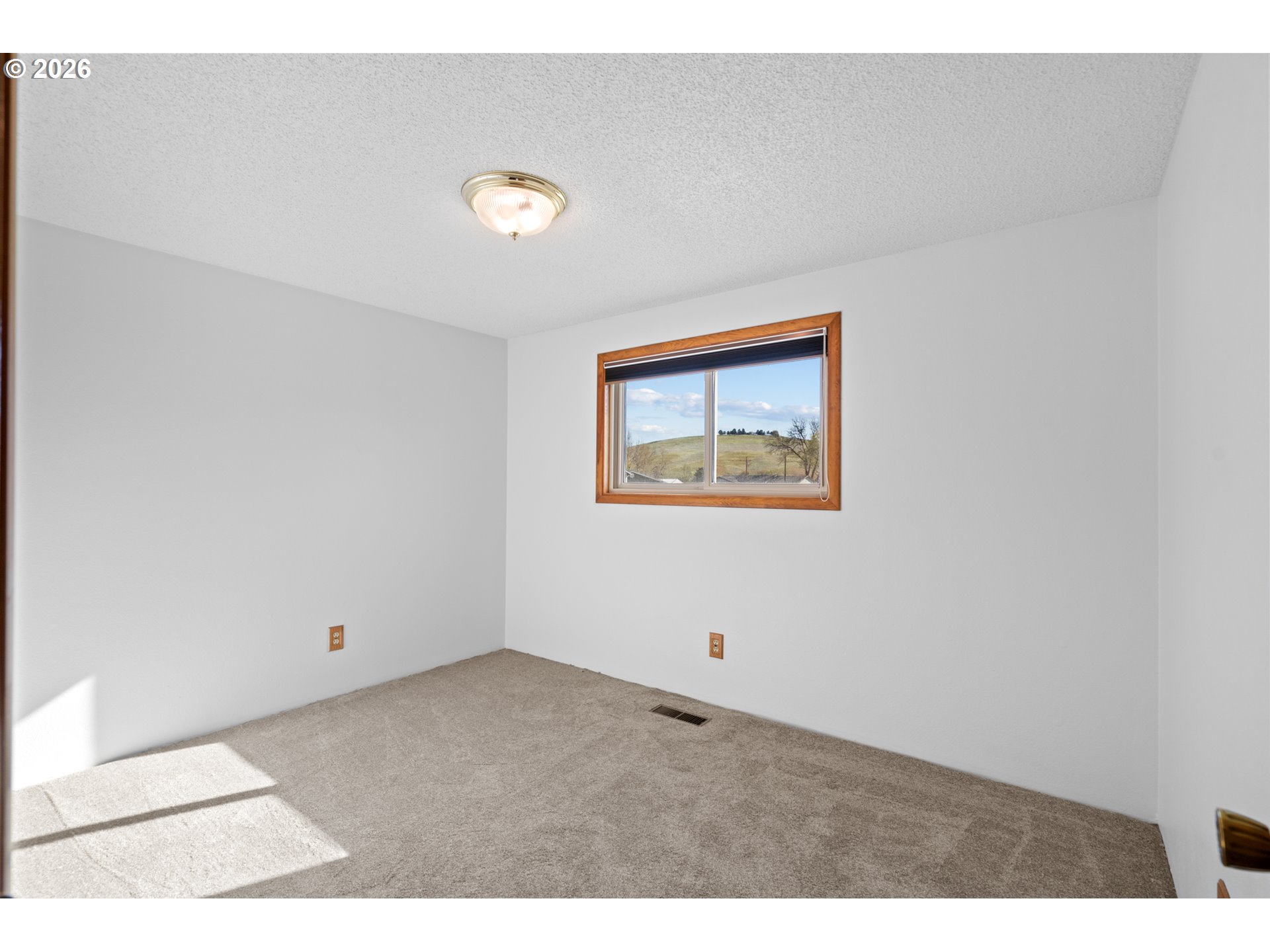 4214 Southwest Vista Avenue Pendleton, OR 97801 - Photo 17 of 33