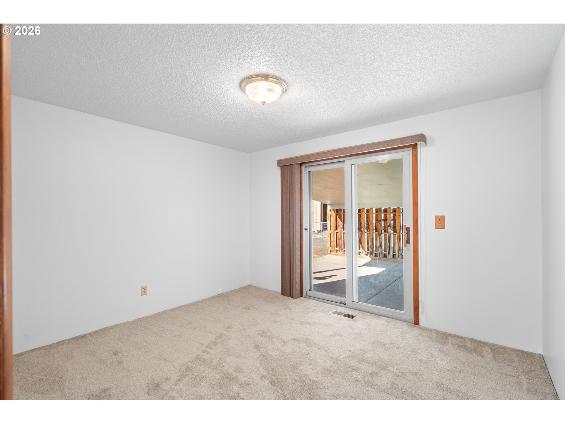 4214 Southwest Vista Avenue Pendleton, OR 97801 - Photo 18 of 33