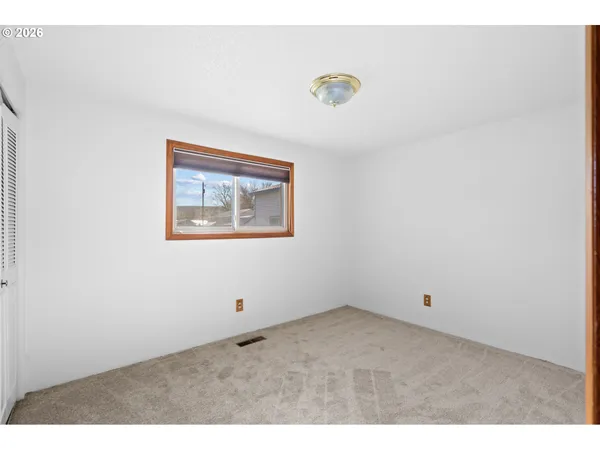 $379,000 | 4214 Southwest Vista Avenue, Pendleton, OR 97801