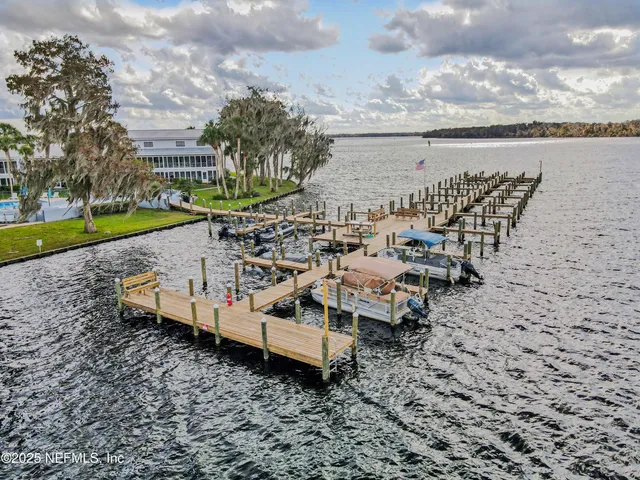 $229,990 | 102 River Bend Road, Unit A, Welaka, FL 32193