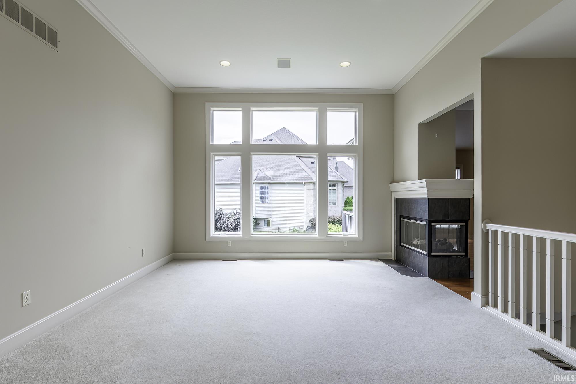 8119 Inverness Lakes Trail Fort Wayne, IN 46804 - Photo 10 of 49
