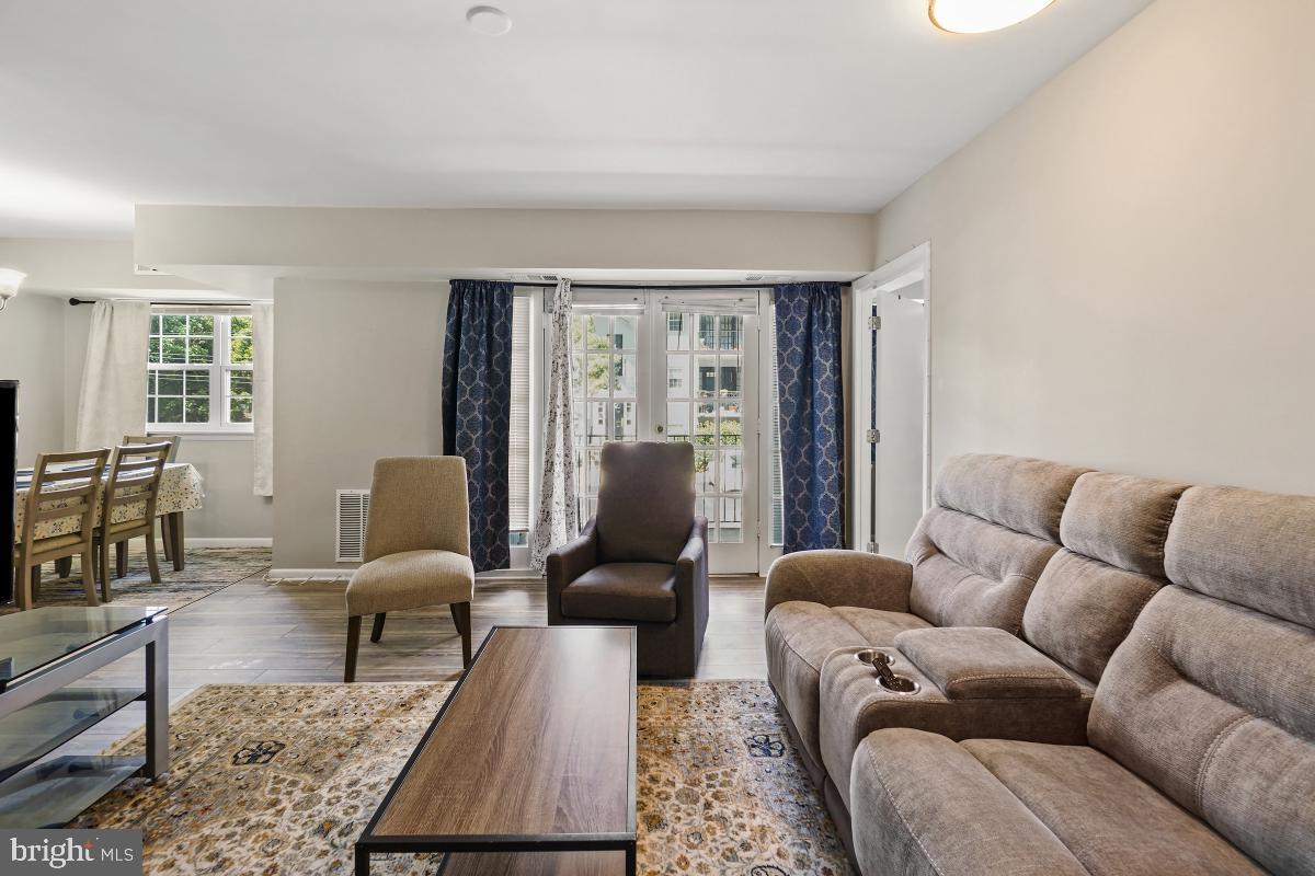 7096 Spring Garden Drive, Unit 104 Springfield, VA 22150 - Photo 5 of 22 Gallery Image 5