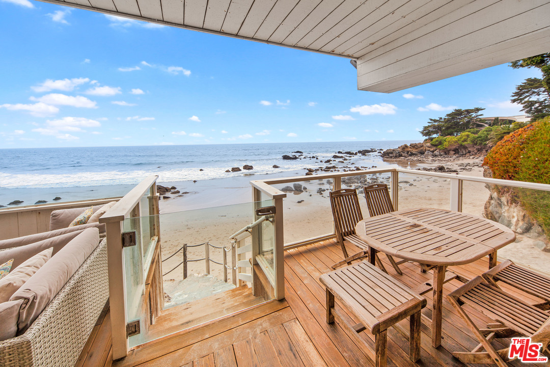 31508 Victoria Point Road Malibu, CA 90265 - Photo 34 of 52