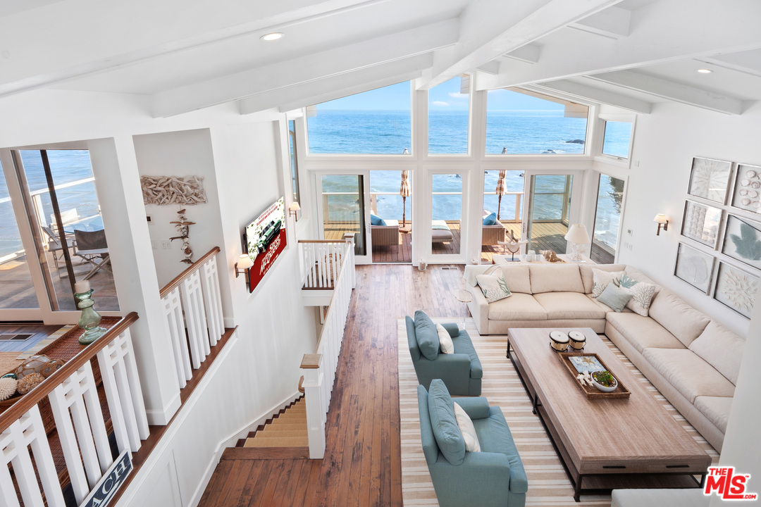 31508 Victoria Point Road Malibu, CA 90265 - Photo 9 of 52
