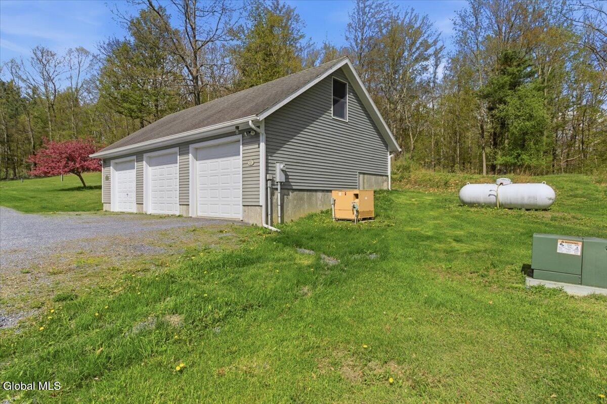224 Turnpike Road Eagle Bridge, NY 12057 - Photo 8 of 54 06-006_IMG_8609