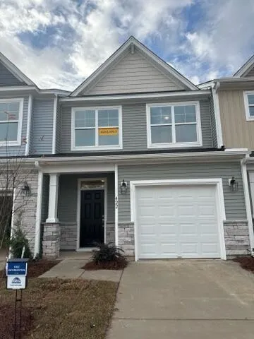 $324,990 | 422 Duskywing Drive, Goose Creek, SC 29445