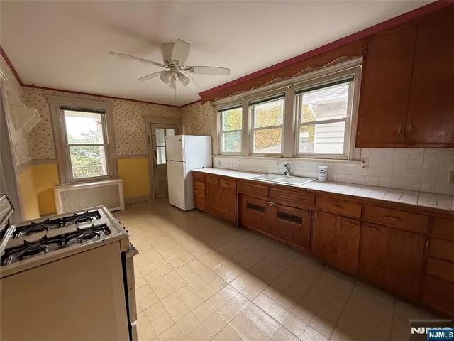 $689,000 | 267 Hoover Avenue, Bloomfield, NJ 07003