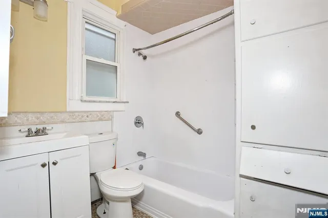 $689,000 | 267 Hoover Avenue, Bloomfield, NJ 07003