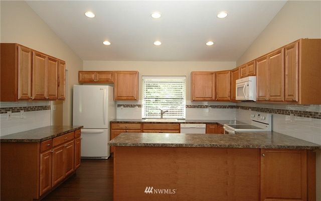 $317,500 | 21843 Southeast 267th Street, Maple Valley, WA 98038