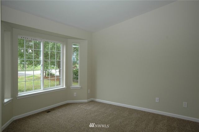 $317,500 | 21843 Southeast 267th Street, Maple Valley, WA 98038