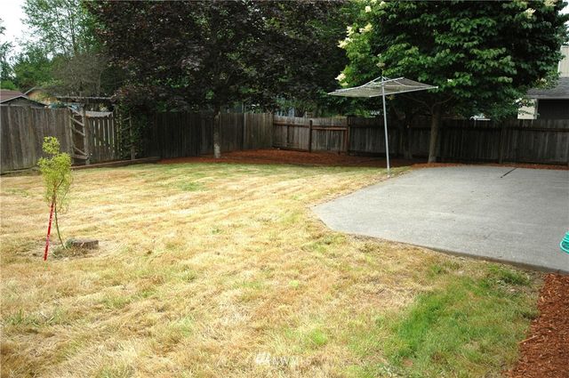 $317,500 | 21843 Southeast 267th Street, Maple Valley, WA 98038