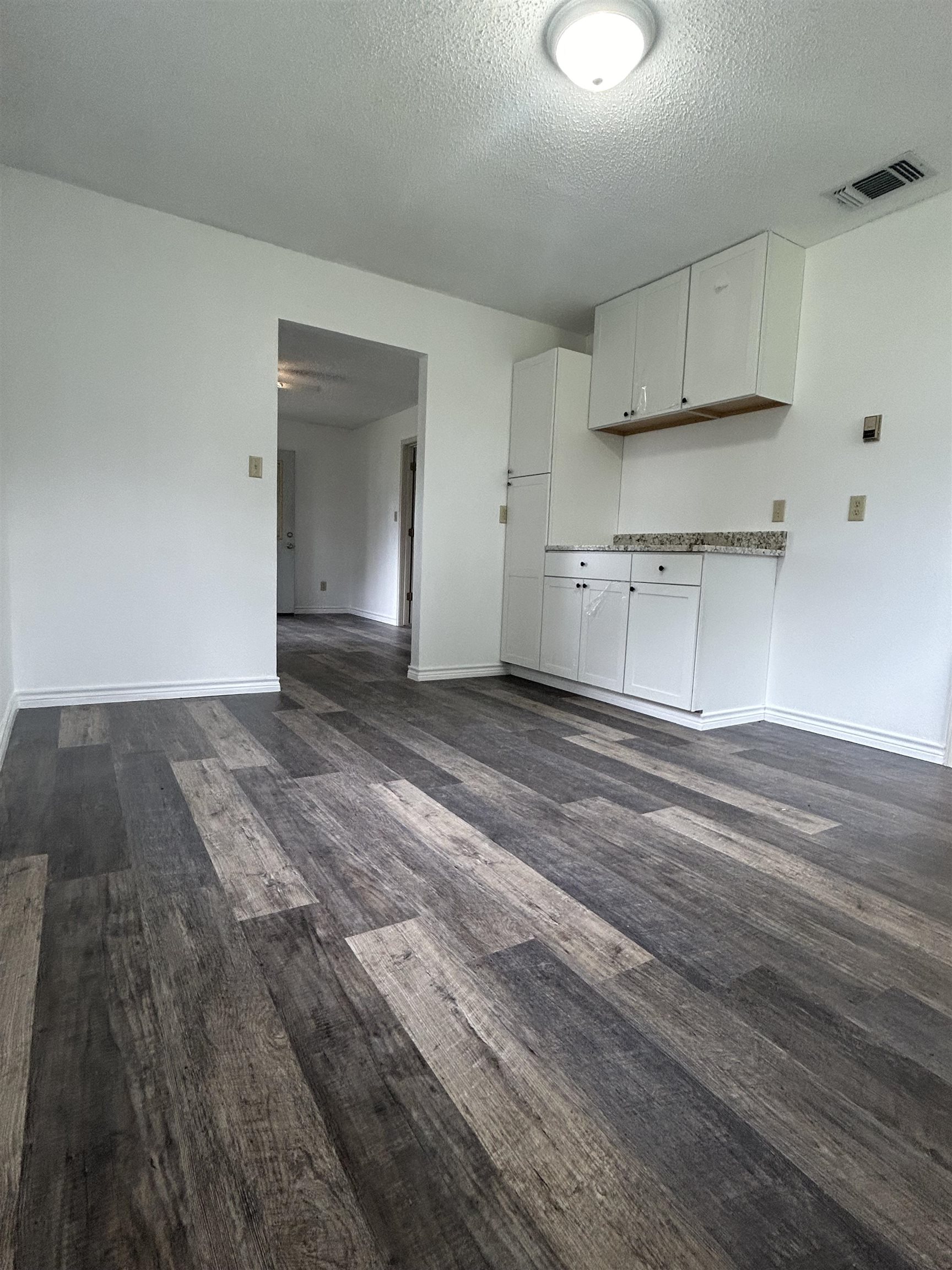 2001 King Road Marble Falls, TX 78654 - Photo 4 of 18