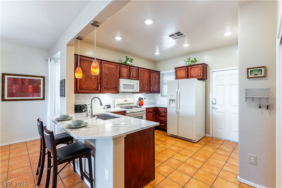 2329 Celestial Moon Street Henderson, NV 89044 - Photo 5 of 38