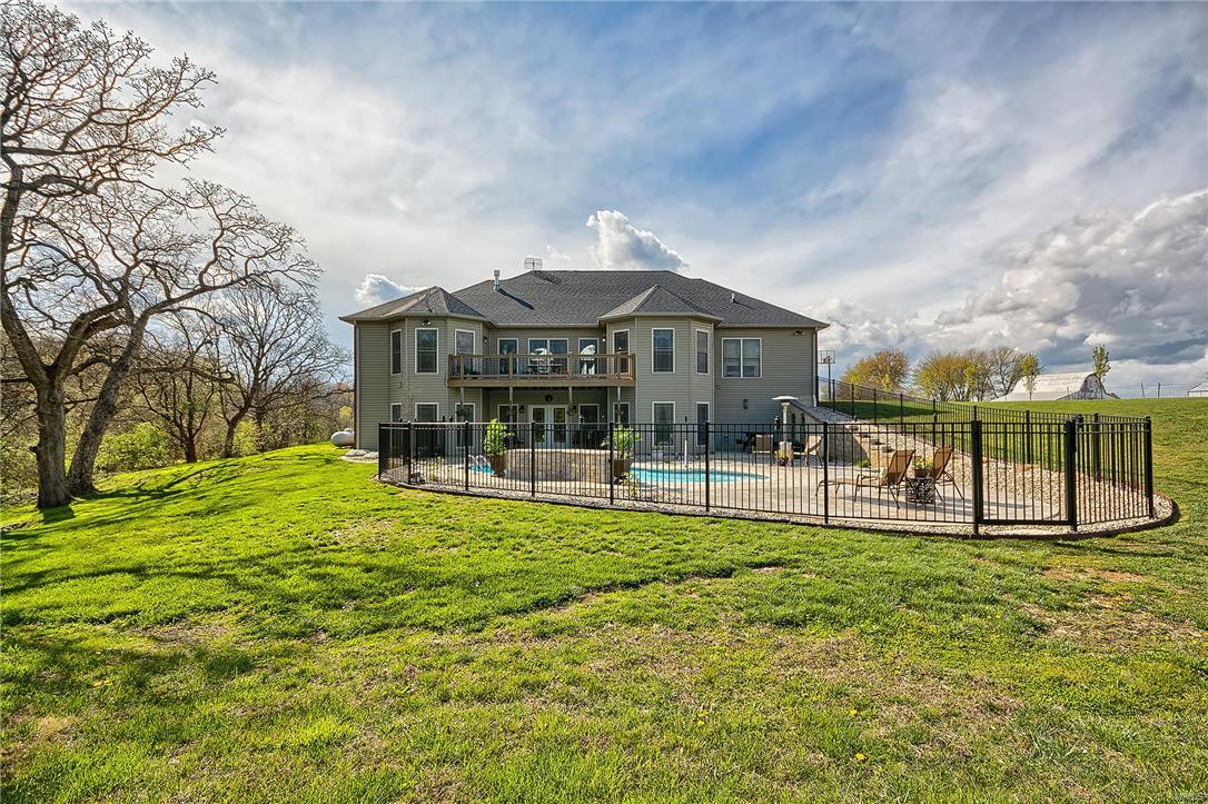 8649 Pin Oak Road Edwardsville, IL 62025 - Photo 4 of 78 Gallery Image 4
