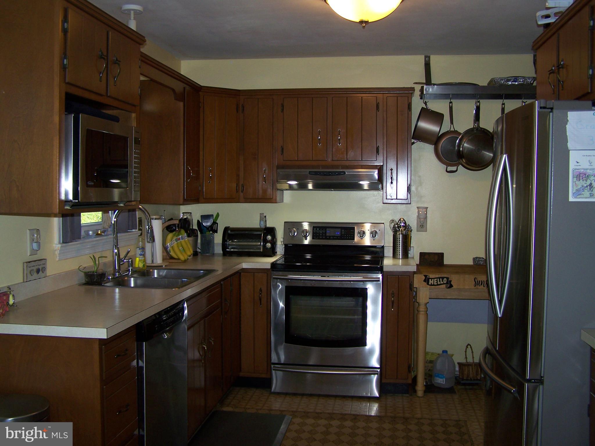 353 Rake Road Mohrsville, PA 19541 - Photo 7 of 22 Gallery Image 7