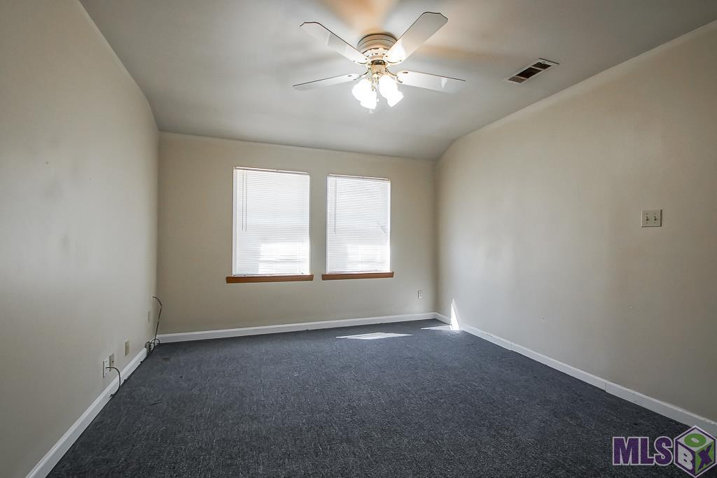 2116 Fairchild Street Baton Rouge, LA 70807 - Photo 11 of 32