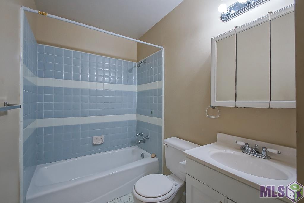 2116 Fairchild Street Baton Rouge, LA 70807 - Photo 9 of 32