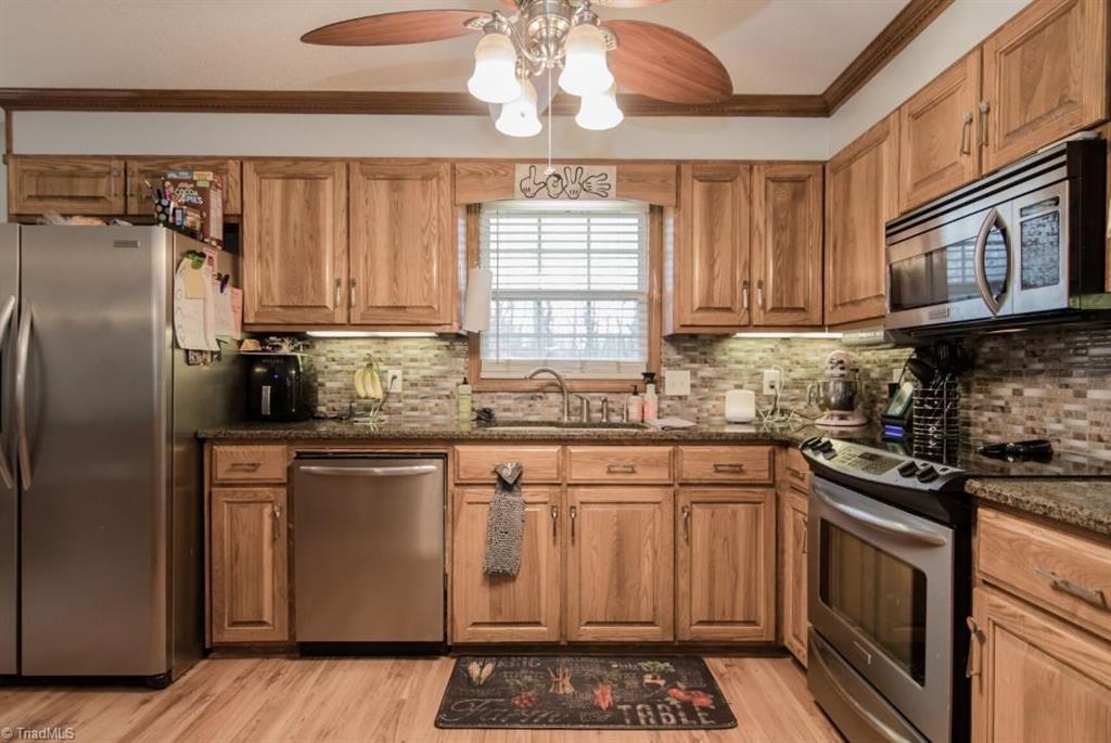 341 Simerson Road Lexington, NC 27295 - Photo 5 of 29 Gallery Image 5