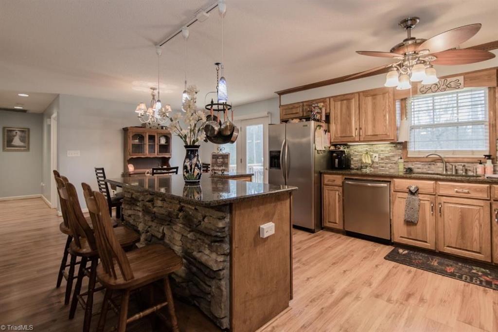 341 Simerson Road Lexington, NC 27295 - Photo 6 of 29 Gallery Image 6