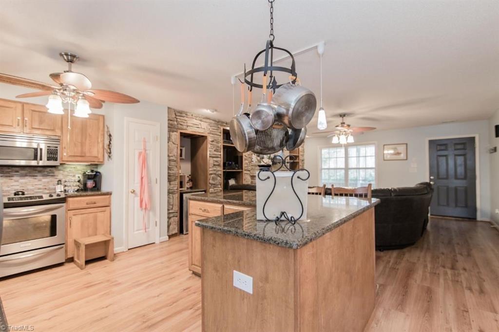 341 Simerson Road Lexington, NC 27295 - Photo 8 of 29 Gallery Image 8