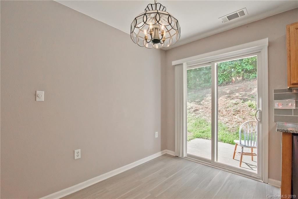 5200 Raspberry Knoll Drive Charlotte, NC 28208 - Photo 17 of 34 Gallery Image 17