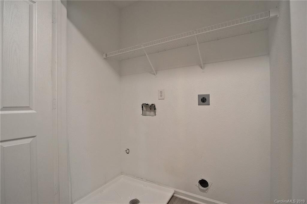 5200 Raspberry Knoll Drive Charlotte, NC 28208 - Photo 19 of 34 Gallery Image 19
