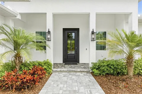 $1,699,000 | 201 South Shade Avenue, Sarasota, FL 34237
