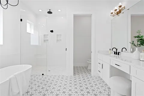 $1,699,000 | 201 South Shade Avenue, Sarasota, FL 34237