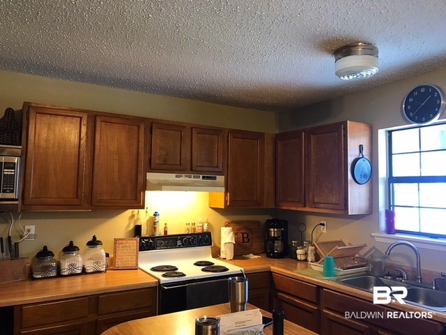 2421 Travis Road Brewton, AL 36426 - Photo 4 of 11